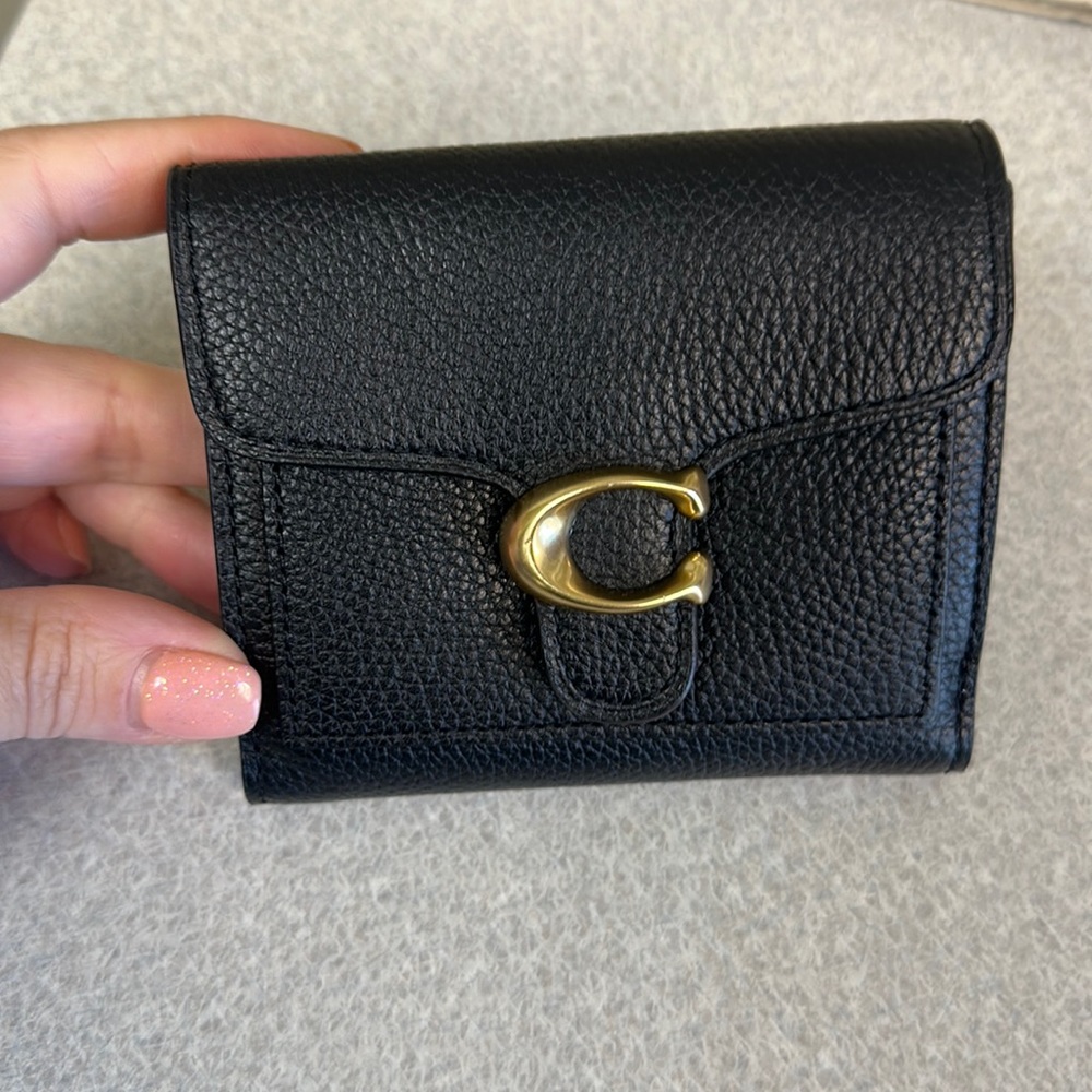 NWOT Coach Small Wallet